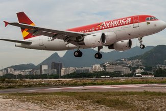 avianca_airbus_a319_8374024284.jpeg